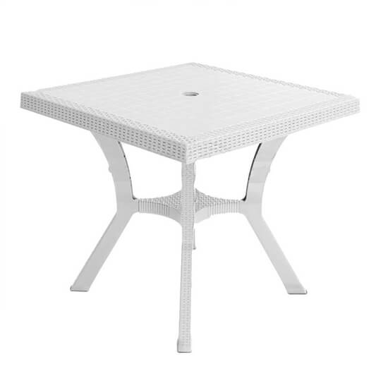 table-plastique-carree-jardin